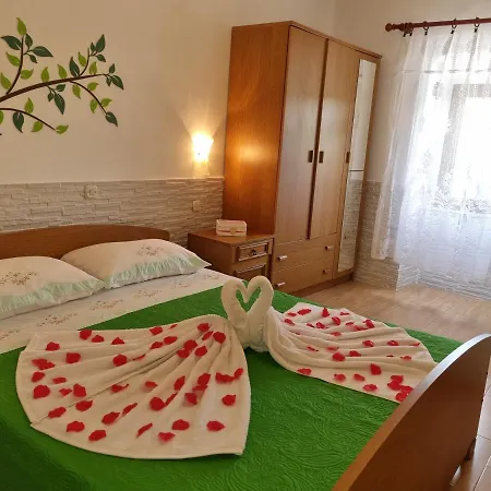 Apartment Milenko Lubenice